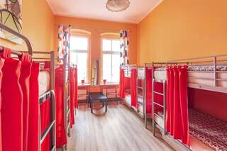Хостелы Babel Hostel Вроцлав Кровать в общем номере с 4 кроватями-6
